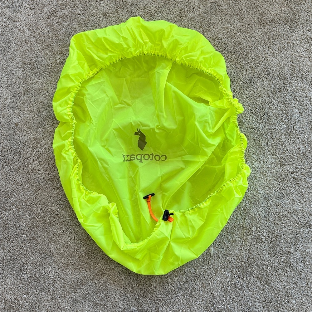 Cotopaxi Rain Cover for 28L backpack - Picture 2 of 2